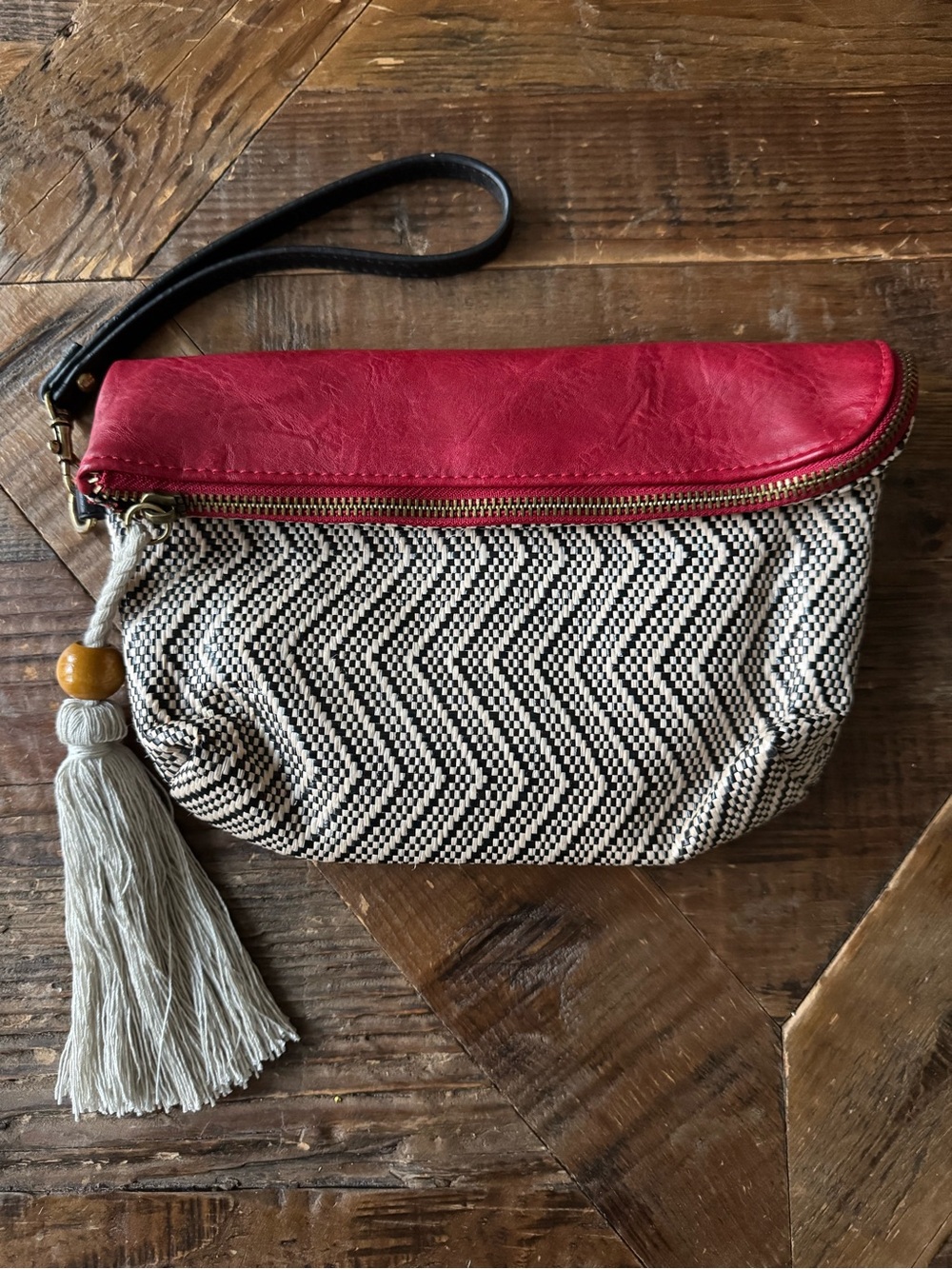 Chevron Black & Cream Woven Wristlet Clutch with Red Trim & Tassel/Black Strap